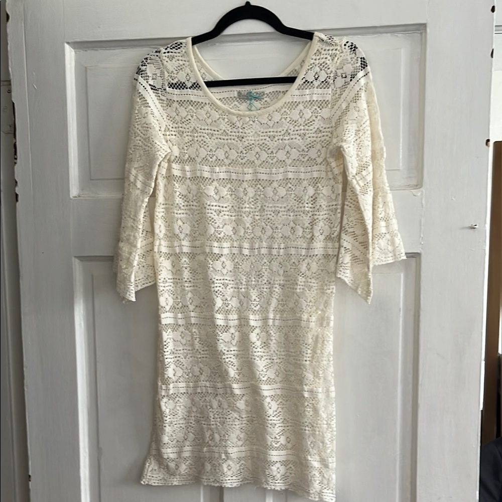 Billabong Lace Overlay Scoop Neck Dress - Cream